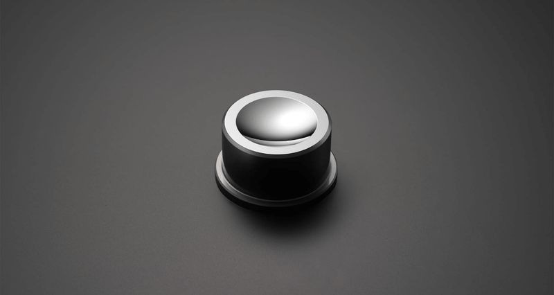 Use of multiple high-precision aspherical glass molded lenses