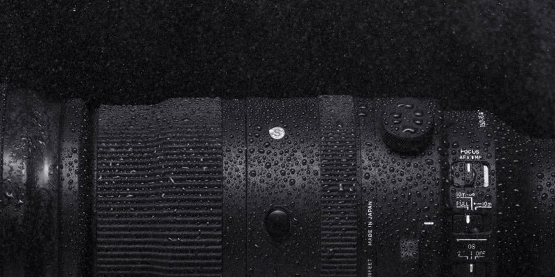 Outstanding build quality optimized for ultra-telephoto photography