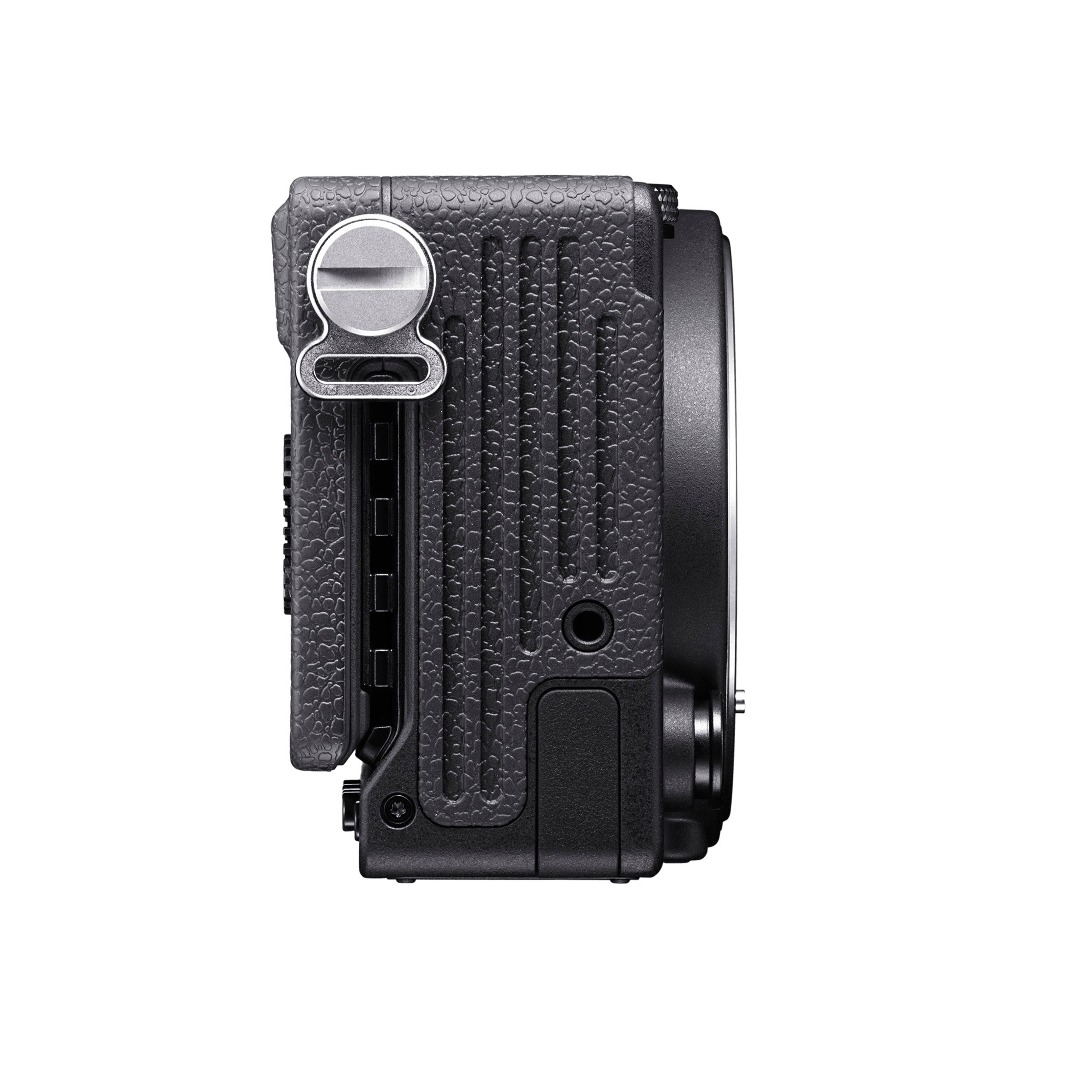 fp L Mirrorless Camera